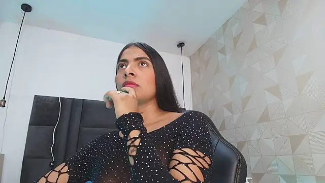 Snapshot of hot_dione chatting on October 2025 07:10:02 PM hot dione online show from October 2025 07:10:02 PM