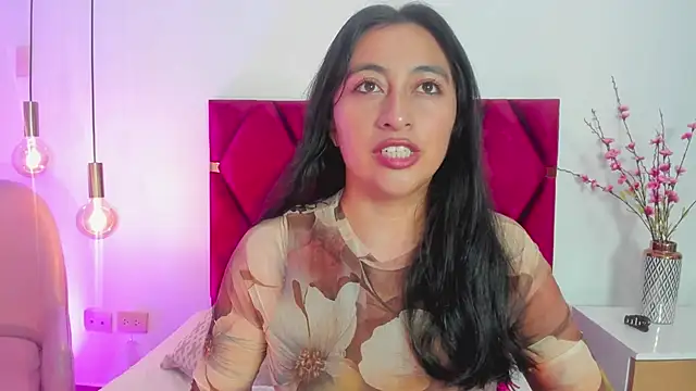 LisaHadwin online show from December 2024 06:09:02 PM
