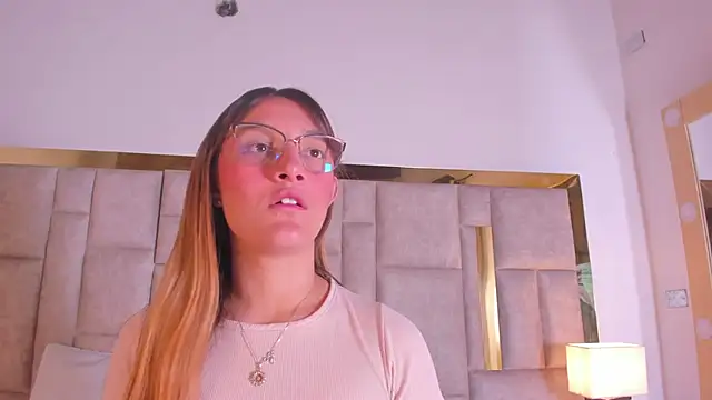 Ruth harvey  online show from September 2025 04:11:02 AM