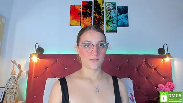 Ruth harvey  online show from October 2025 01:17:02 PM