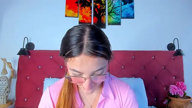 Ruth harvey  online show from November 2025 01:44:02 PM