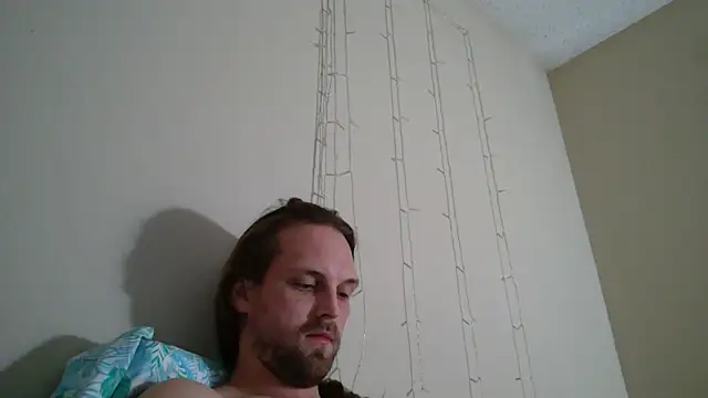 Snapshot of VitaminmanFL chatting on December 2024 11:38:02 AM VitaminmanFL online show from December 2024 11:38:02 AM