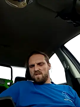 Snapshot of VitaminmanFL chatting on January 2025 06:41:02 PM VitaminmanFL online show from January 2025 06:41:02 PM