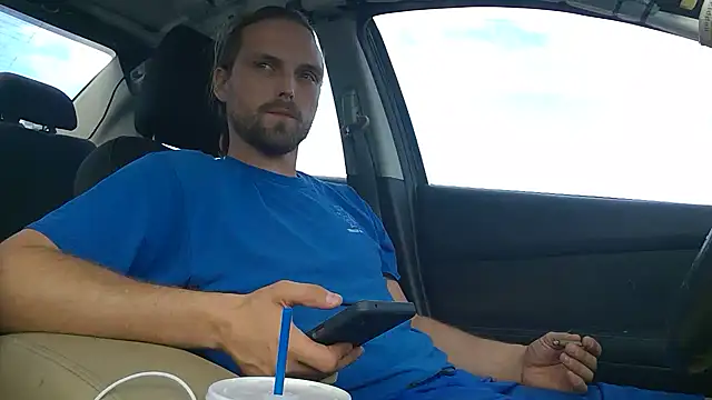 Snapshot of VitaminmanFL chatting on September 2025 08:46:01 PM VitaminmanFL online show from September 2025 08:46:01 PM