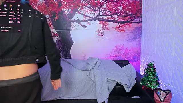 Snapshot of Alessandraa_ferri_ chatting on December 2024 04:08:02 AM Alessandraa ferri online show from December 2024 04:08:02 AM