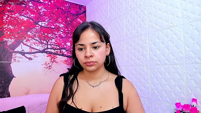 Snapshot of Alessandraa_ferri_ chatting on January 2025 09:05:02 PM Alessandraa ferri online show from January 2025 09:05:02 PM