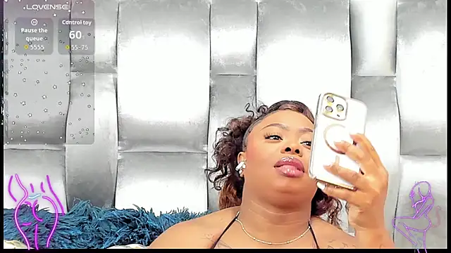 CamilaBenitez online show from September 2025 10:10:02 PM