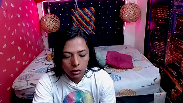 EmilyTsSweet online show from January 2025 01:47:01 PM