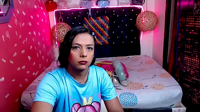 EmilyTsSweet online show from February 2025 05:12:01 PM