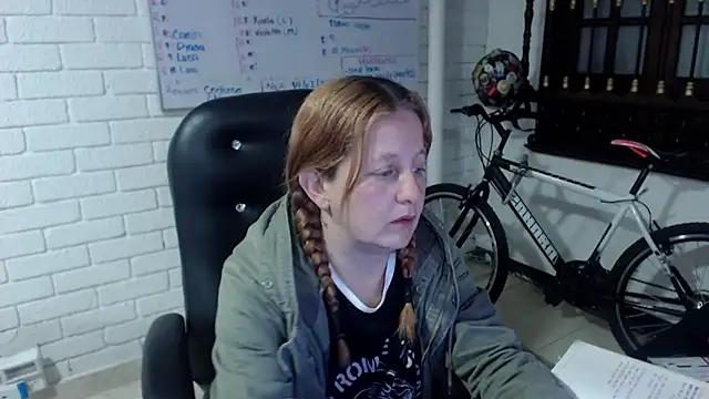 ViioletaMora online show from February 2025 09:32:02 AM