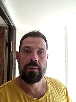 Snapshot of zefside42 chatting on November 2025 12:20:01 PM zefside42 online show from November 2025 12:20:01 PM