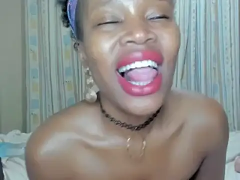 AfricanSquirtingQueen online show from September 2025 02:35:01 AM