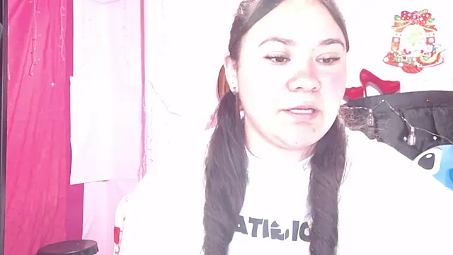 NikkiRous  online show from February 2025 12:48:01 PM