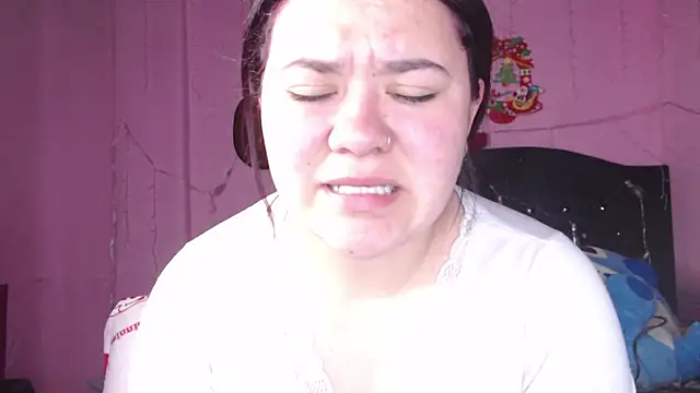 NikkiRous  online show from March 2025 12:41:01 PM