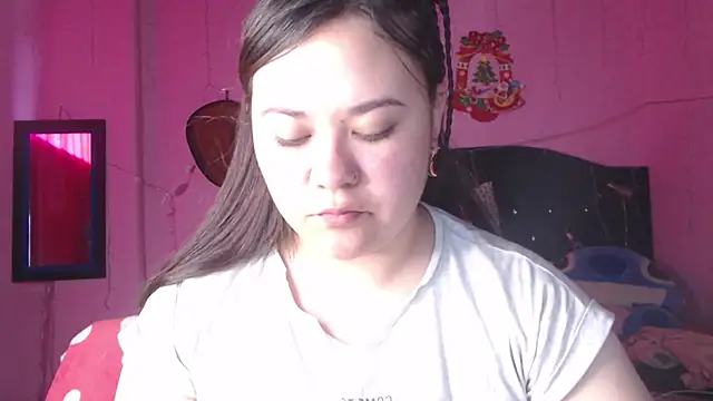 NikkiRous  online show from October 2025 02:07:02 PM