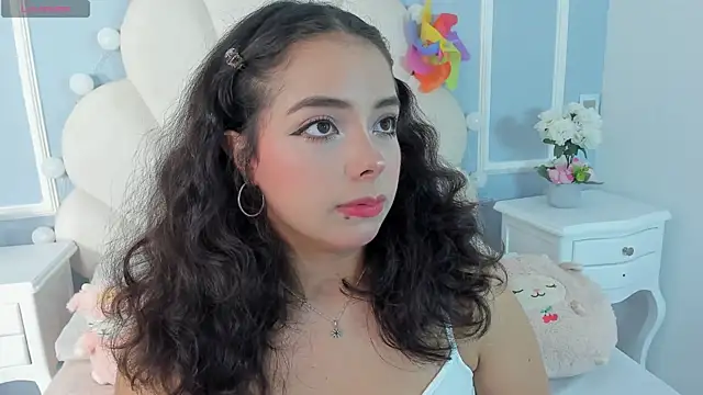 Cheerrysweett online show from December 2024 01:06:01 PM