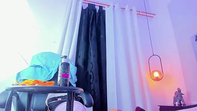 Emily Gil1 online show from March 2025 05:07:02 PM