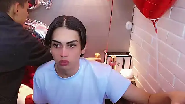 Daniela Pink  online show from October 2025 07:03:01 PM