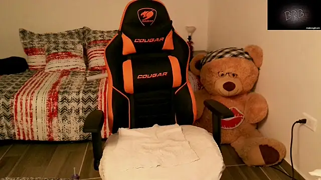 Snapshot of KRISTAL__JACKSON chatting on March 2025 08:58:02 AM KRISTAL JACKSON online show from March 2025 08:58:02 AM