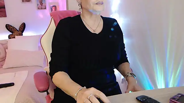 aubade246 online show from January 2025 01:31:01 PM
