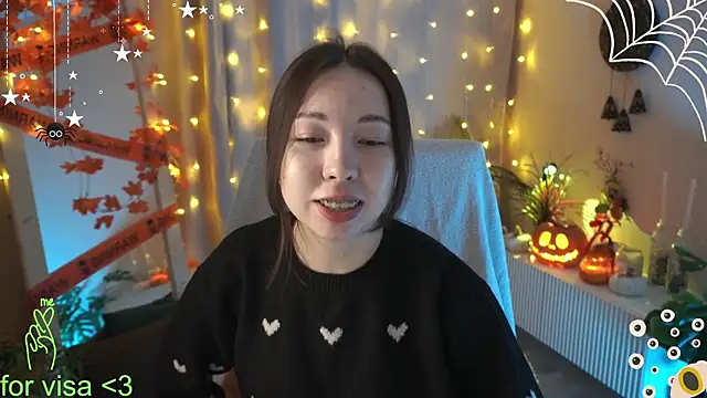 Snapshot of Sarah_Son chatting on October 2025 05:24:01 AM Sarah Son online show from October 2025 05:24:01 AM