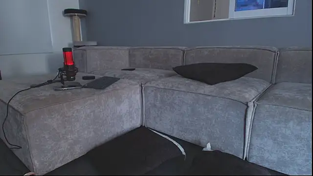 milaivanova online show from February 2025 08:14:02 PM