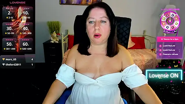 Julia Dean online show from December 2024 03:42:02 PM