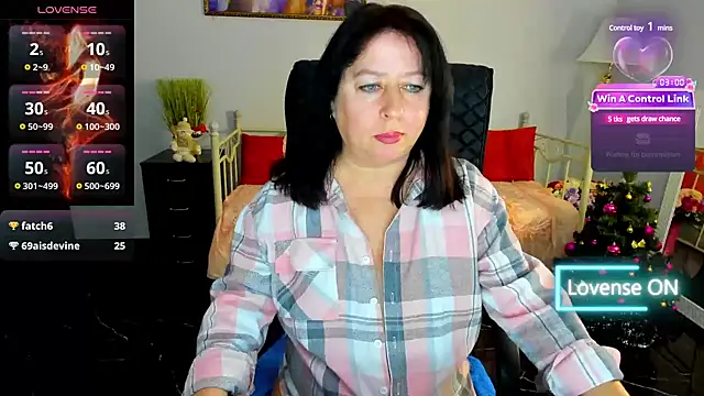 Julia Dean online show from December 2024 03:48:02 PM