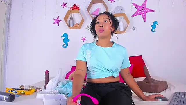 Tanissha curly online show from September 2025 11:45:01 AM