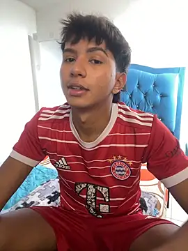 Leonarrrd 01 online show from October 2025 08:09:01 PM