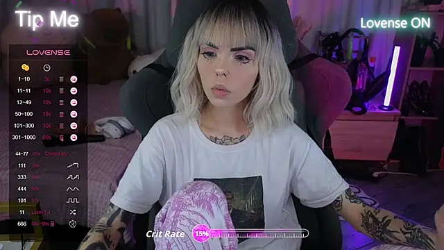 Kerry Kirk online show from September 2025 08:14:01 PM