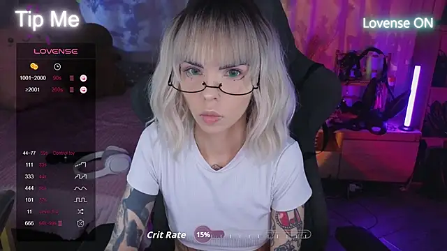 Kerry Kirk online show from October 2025 11:02:01 PM