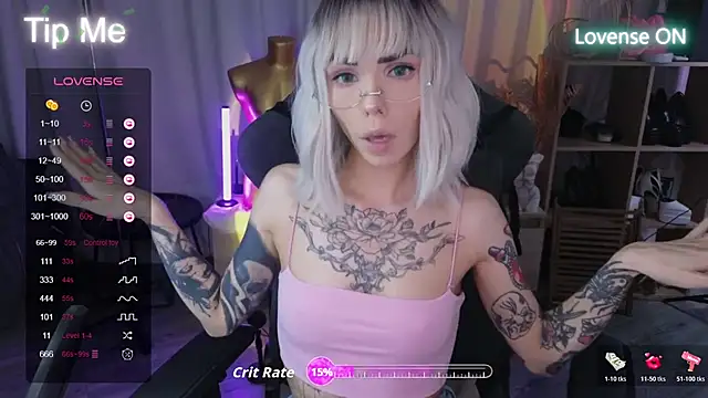 Kerry Kirk online show from October 2025 06:54:01 PM