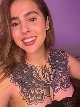 Snapshot of ValerieHilton chatting on January 2025 01:08:01 AM ValerieHilton online show from January 2025 01:08:01 AM