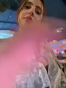 Snapshot of ValerieHilton chatting on March 2025 12:33:02 AM ValerieHilton online show from March 2025 12:33:02 AM