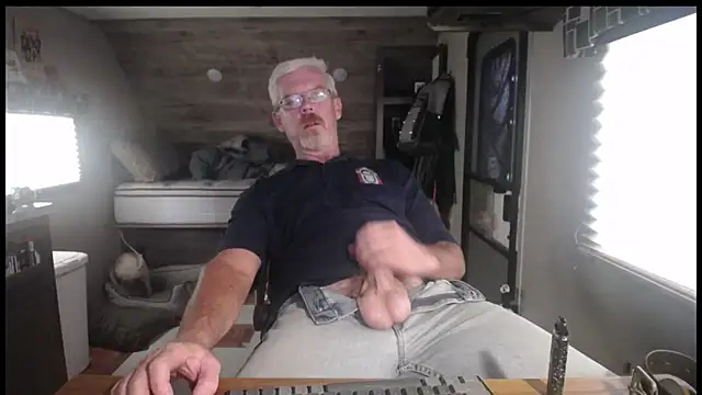 Snapshot of Di9ital069 chatting on October 2025 08:14:02 PM Di9ital069 online show from October 2025 08:14:02 PM