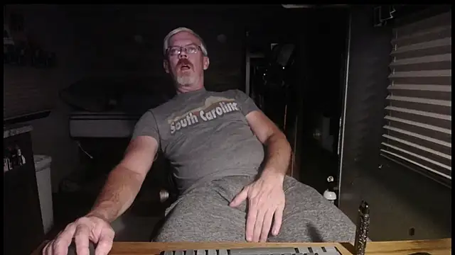 Snapshot of Di9ital069 chatting on October 2025 03:18:01 AM Di9ital069 online show from October 2025 03:18:01 AM