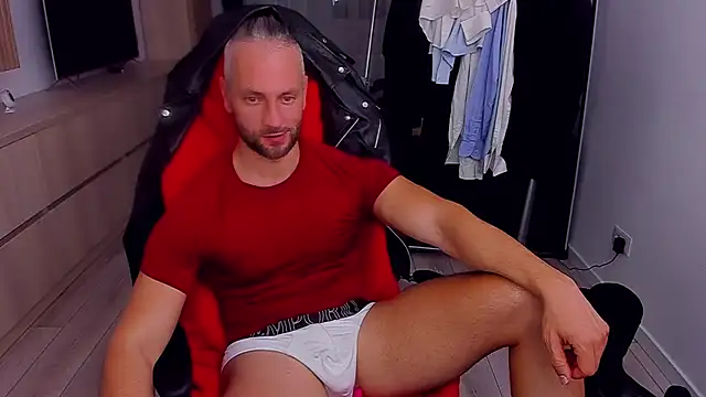 MarisMuscle online show from October 2025 07:09:02 PM