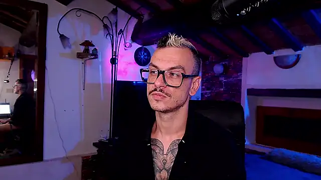 Snapshot of cek_186 chatting on October 2025 08:43:02 PM cek 186 online show from October 2025 08:43:02 PM