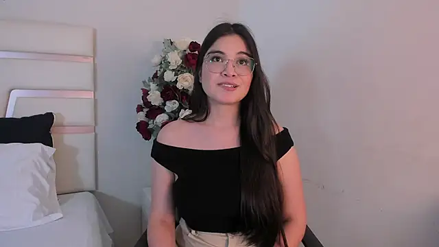 CamilaSofiia online show from January 2025 08:06:02 PM