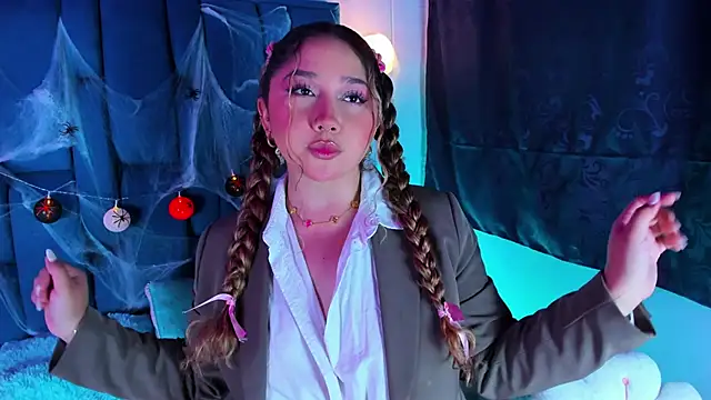 Snapshot of Cherryyquen chatting on October 2025 08:30:02 PM Cherryyquen online show from October 2025 08:30:02 PM