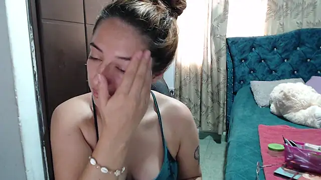 Snapshot of Kate_lorens9 chatting on November 2025 12:17:01 PM Kate lorens9 online show from November 2025 12:17:01 PM