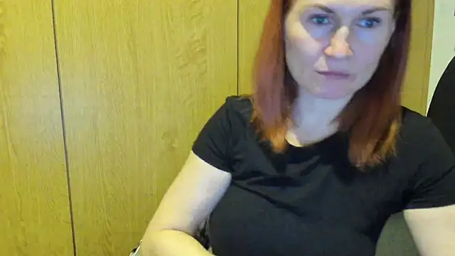 Sheandhim23 online show from February 2025 05:25:02 PM