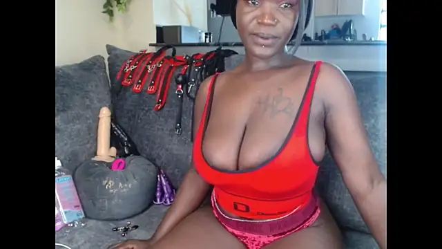 Snapshot of yummy_sweet_caramel chatting on December 2024 06:28:01 AM yummy sweet caramel online show from December 2024 06:28:01 AM