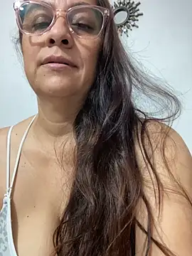 brendasexywet online show from November 2025 04:29:02 PM