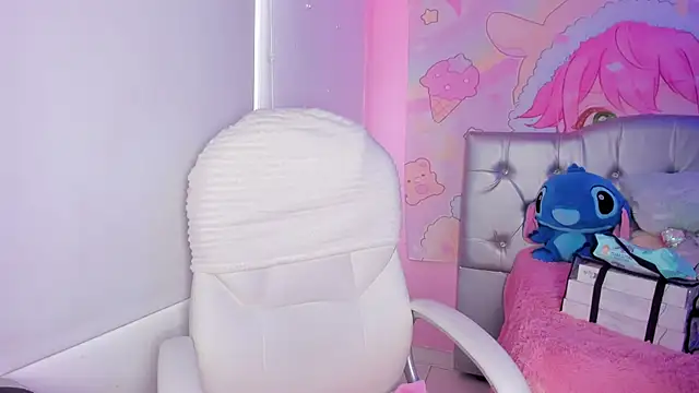 ary cooper  online show from February 2025 01:06:01 PM