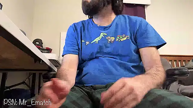 Snapshot of Seraph_De_La_Luna chatting on March 2025 06:57:01 AM Seraph De La Luna online show from March 2025 06:57:01 AM