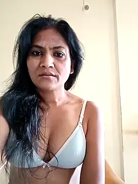 Snapshot of sunita6009 chatting on October 2025 03:02:02 AM sunita6009 online show from October 2025 03:02:02 AM