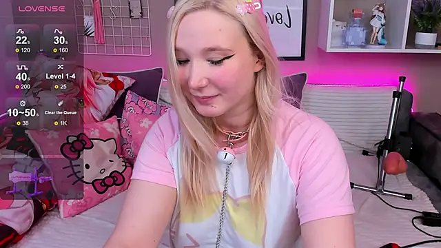 Snapshot of MeowkaKitty chatting on February 2025 04:05:01 AM MeowkaKitty online show from February 2025 04:05:01 AM