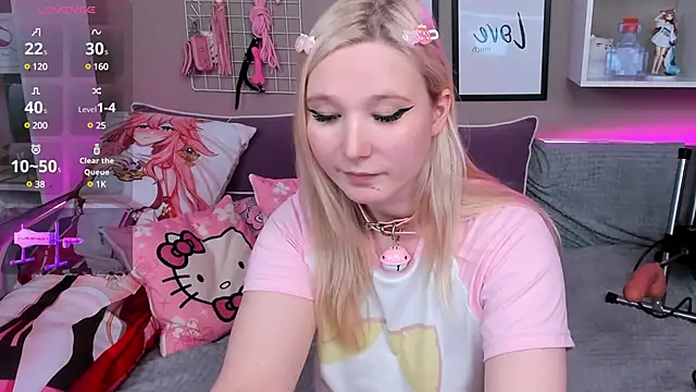 Snapshot of MeowkaKitty chatting on February 2025 03:53:01 AM MeowkaKitty online show from February 2025 03:53:01 AM